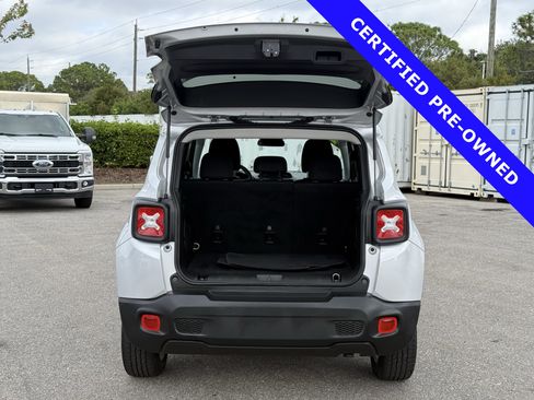 Used 2021 Jeep Renegade Latitude image 13