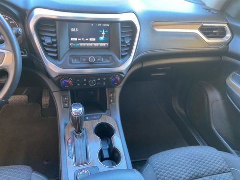 Used 2017 GMC Acadia SLE AWD/4WD image 23
