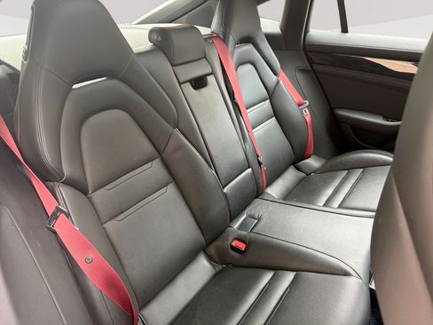 Used 2018 Porsche Panamera 4S w/ Premium Package Plus AWD/4WD image 26
