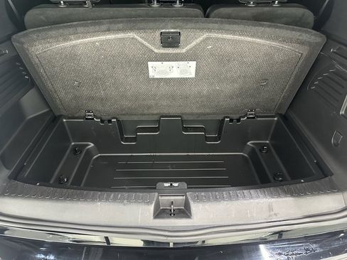 Certified 2025 Buick Enclave Sport Touring image 40