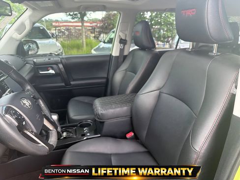 Used 2023 Toyota 4Runner TRD Off-Road Premium w/ Off Road Premium Plus Package AWD/4WD image 10