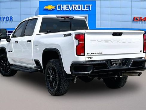 Used 2025 Chevrolet Silverado 2500 LT w/ Trail Boss Package AWD/4WD image 4