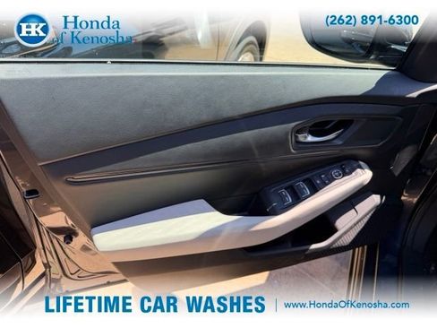 Certified 2025 Honda Accord SE image 7