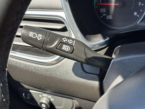 Used 2024 Chevrolet Equinox LT AWD/4WD image 20