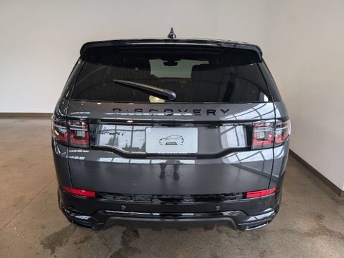 Used 2025 Land Rover Discovery Sport Dynamic SE AWD/4WD image 4