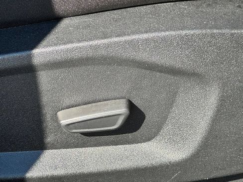 Used 2021 Ford Edge SEL AWD/4WD image 14