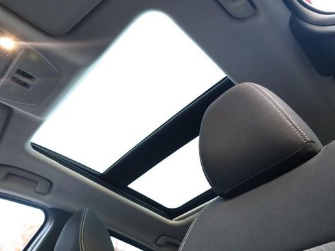 New 2026 Nissan Kicks SV w/ SV Premium Package image 8