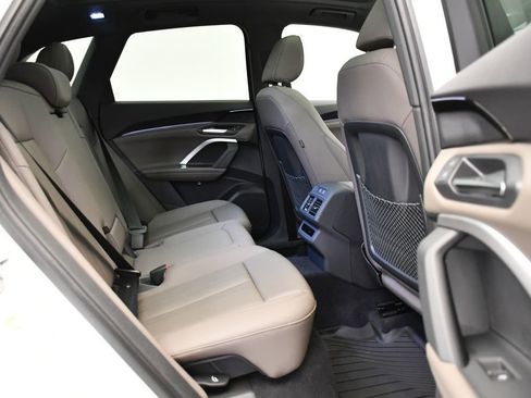 Used 2025 Audi Q5 Premium w/ Convenience Package image 50