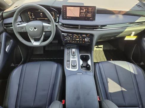 Certified 2026 INFINITI QX60 Sport w/ Dark Cargo Package AWD/4WD image 10