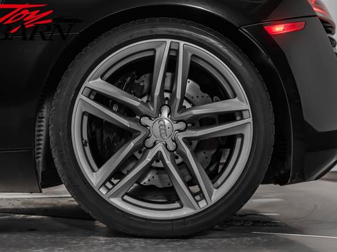 Used 2014 Audi R8 V8 image 19