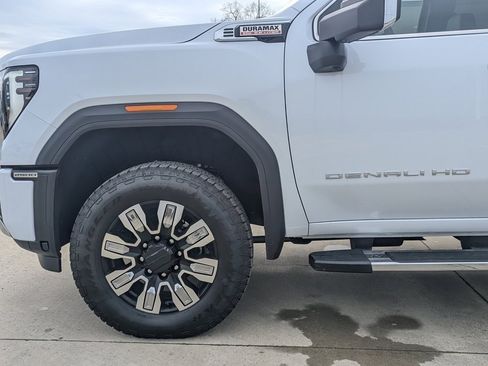 New 2026 GMC Sierra 2500 Denali w/ Technology Package image 10