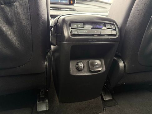 Used 2021 Hyundai Palisade Limited image 25