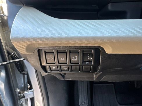 Used 2020 Subaru Ascent Premium w/ Convenience Package AWD/4WD image 22