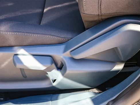 New 2025 Ford Maverick XL image 20