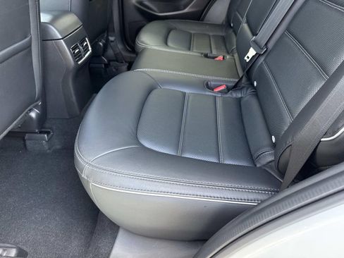 Certified 2025 MAZDA CX-5 AWD 2.5 S w/ Preferred Package image 19