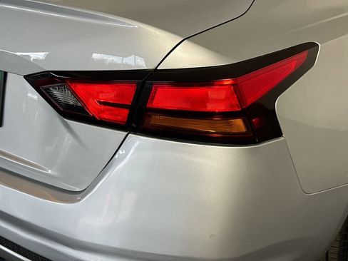 Used 2021 Nissan Altima 2.5 S image 34