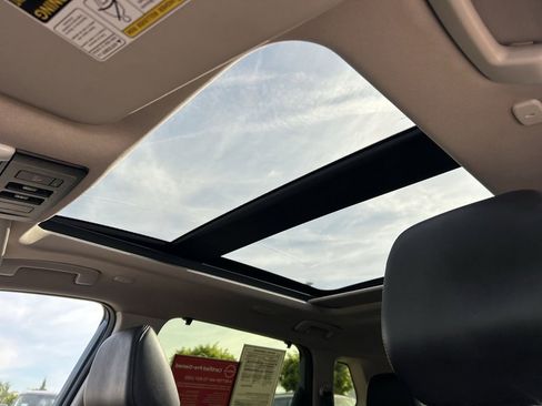 Certified 2023 Nissan Rogue Platinum w/ Platinum Premium Package image 37