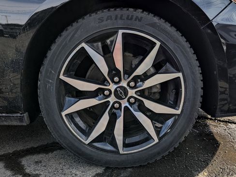 Used 2021 Chevrolet Malibu RS image 8