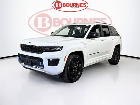 Used 2024 Jeep Grand Cherokee Limited 4xe image 8