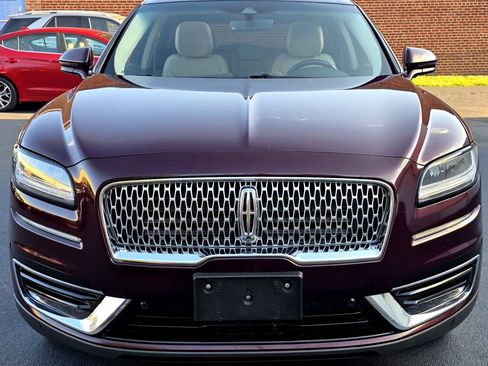 Used 2020 Lincoln Nautilus Reserve AWD/4WD image 3