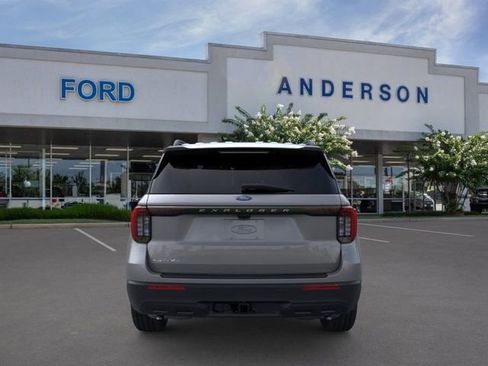 New 2026 Ford Explorer Active image 5