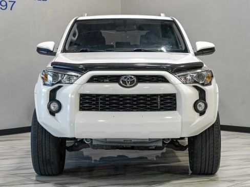 Used 2017 Toyota 4Runner SR5 RWD image 8