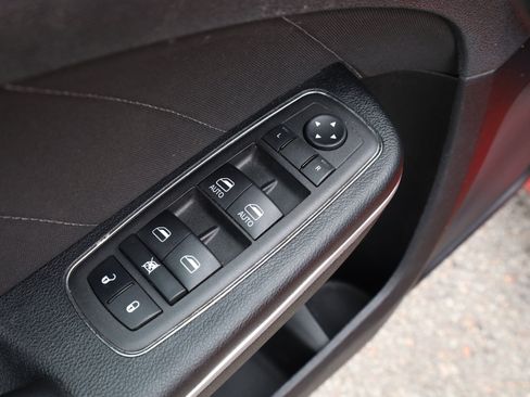 Used 2023 Dodge Charger SXT image 28