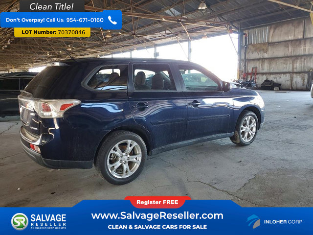 Used 2014 Mitsubishi Outlander SE FWD image 4