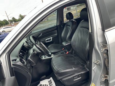 Used 2014 Chevrolet Captiva Sport LT w/ Convenience Package FWD image 14