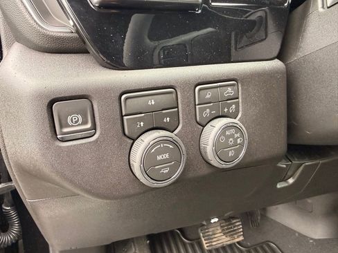 New 2026 Chevrolet Silverado 2500 LT w/ Z71 Chrome Sport Edition image 19