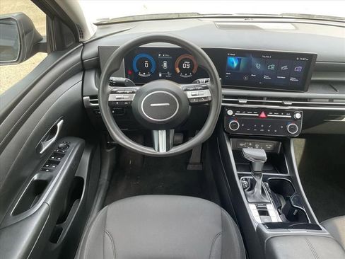 Used 2025 Hyundai Tucson SEL image 6