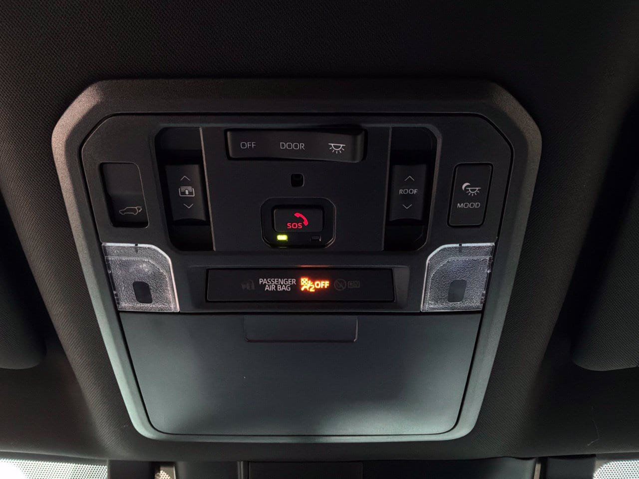 Used 2025 Toyota Sequoia Platinum AWD/4WD image 24