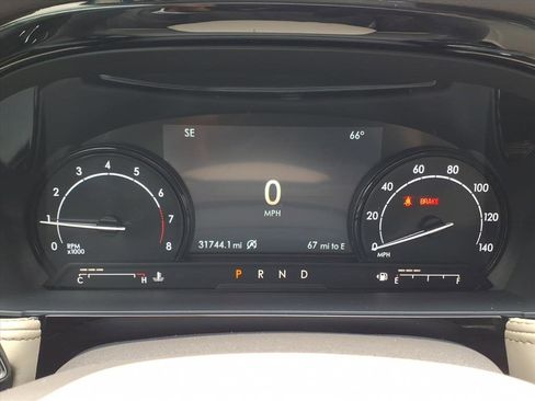 Certified 2022 Lincoln Corsair Standard w/ Equipment Group 101A image 24