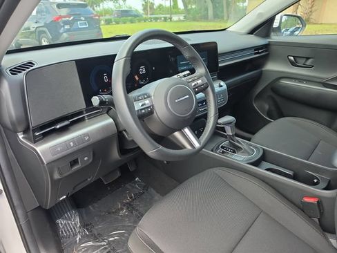 Used 2024 Hyundai Kona SEL FWD image 13