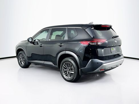 Used 2023 Nissan Rogue S AWD/4WD image 5