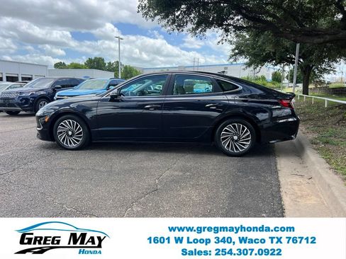 Used 2023 Hyundai Sonata Limited FWD image 4