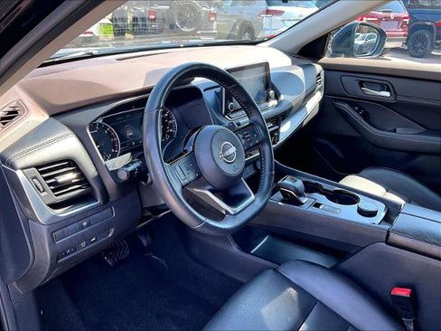 Certified 2023 Nissan Rogue SV w/ SV Premium B Package image 8