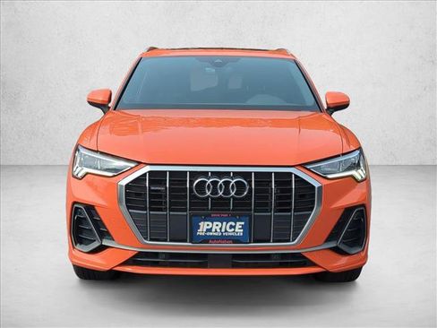 Used 2023 Audi Q3 2.0T Premium image 2