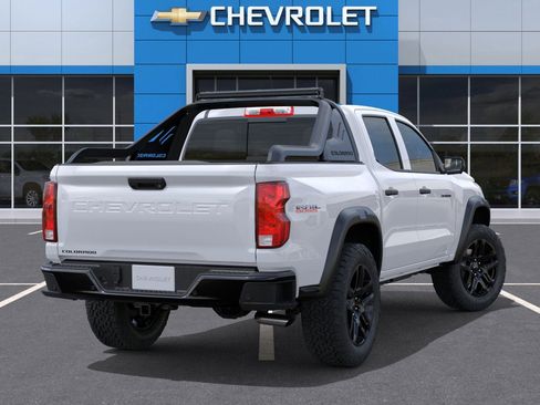 New 2025 Chevrolet Colorado Trail Boss w/ Midnight Edition AWD/4WD image 4