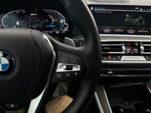 Used 2023 BMW X5 xDrive45e w/ Executive Package image 31