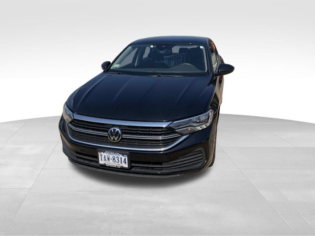Used 2024 Volkswagen Jetta S FWD image 4