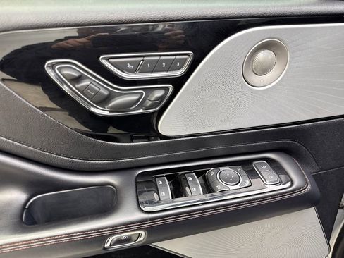 Used 2020 Lincoln Aviator Reserve w/ Equipment Group 202A AWD/4WD image 31