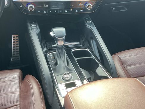 Used 2023 Kia Telluride SX Prestige AWD/4WD image 18