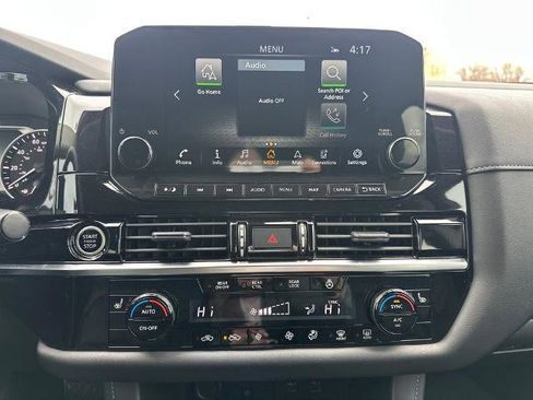 Certified 2023 Nissan Pathfinder SL image 20