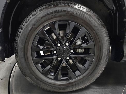 Used 2021 Lexus GX 460 Premium w/ Premium Package AWD/4WD image 10