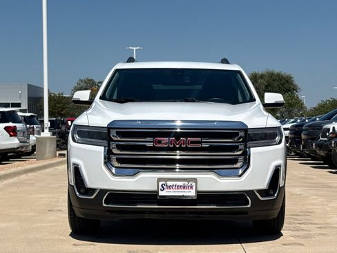 Used 2023 GMC Acadia SLT AWD/4WD image 2