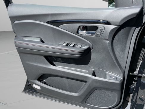 New 2026 Honda Ridgeline Black Edition image 28