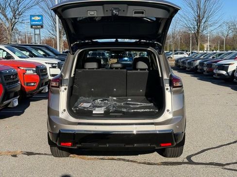 New 2026 Nissan Rogue Platinum w/ Platinum Premium Package image 10