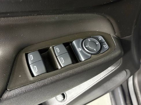 Used 2024 Chevrolet Equinox LT image 18