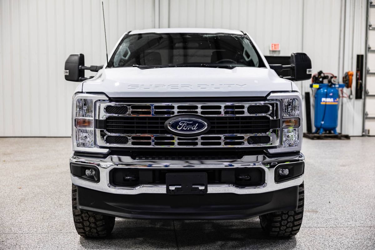 Used 2026 Ford F250 XL w/ XL Chrome Package AWD/4WD image 8